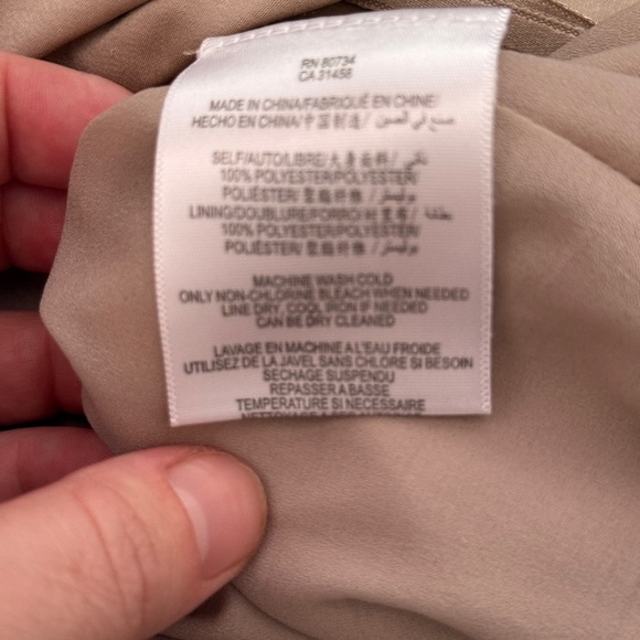 BCBG MAXAZRIA  One Shoulder Bridal Wedding  Dress SIZE 6 Taupe - Picture 6 of 13